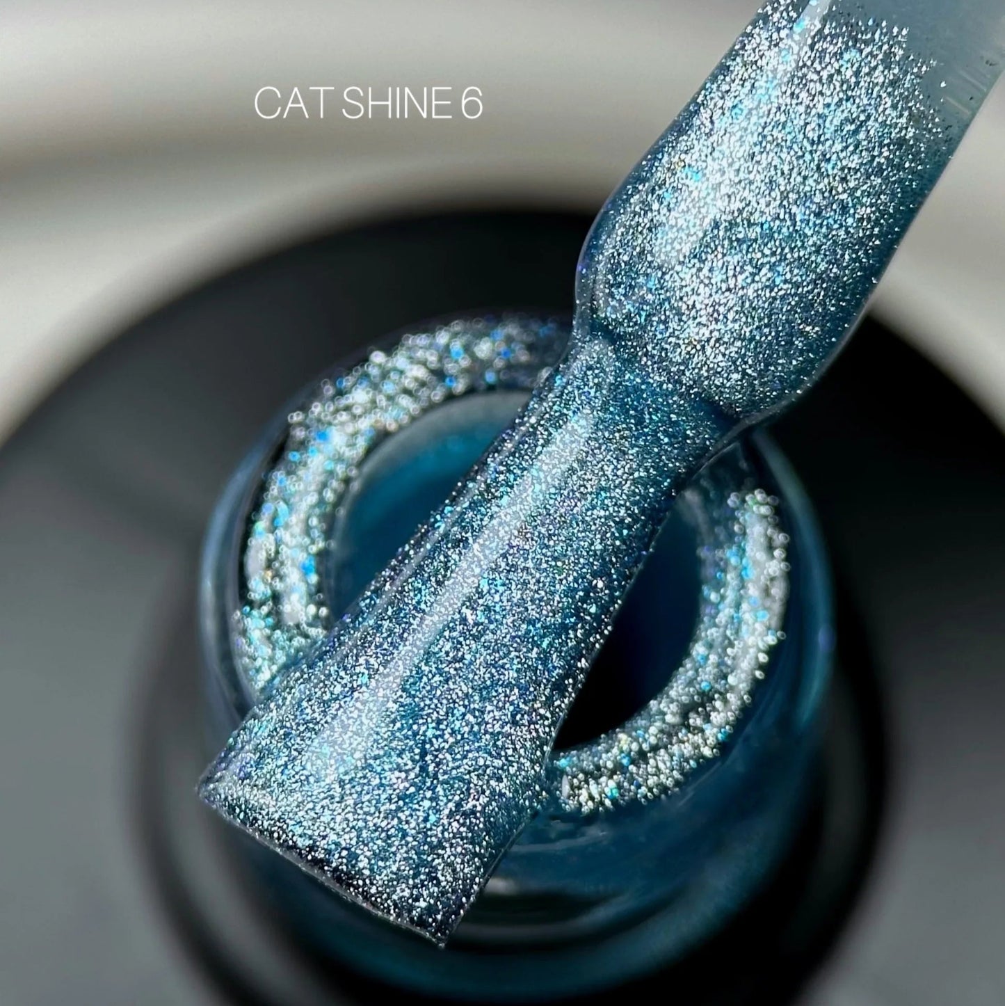 SAGA CAT SHINE 10ml - No6