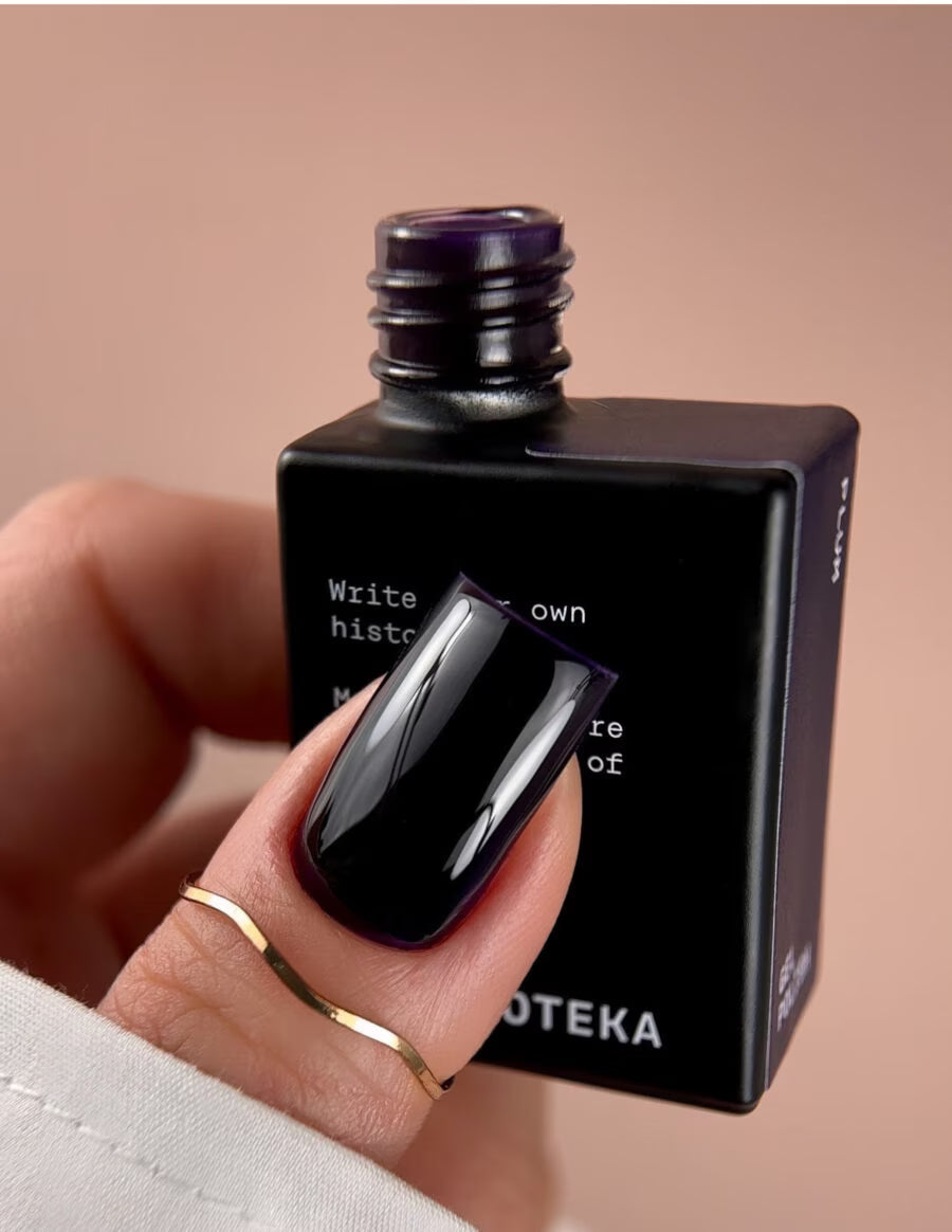 BIBLIOTEKA Gel Polish № 21 Plum, 10 ml