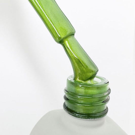 SAGA professional Gel polish Smoothie cat 05, 10 ml