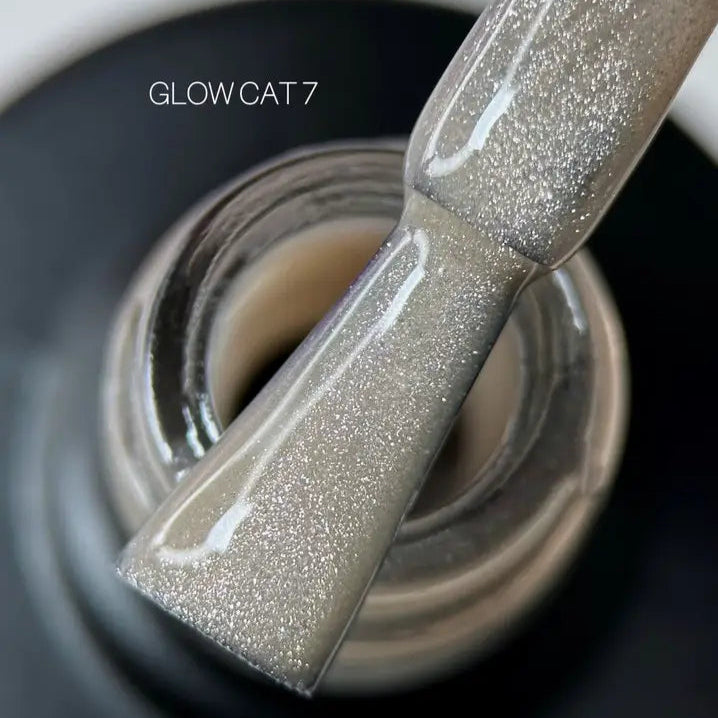 Saga Professional Glow Cat 07 (10ml) - All Pro Beauty