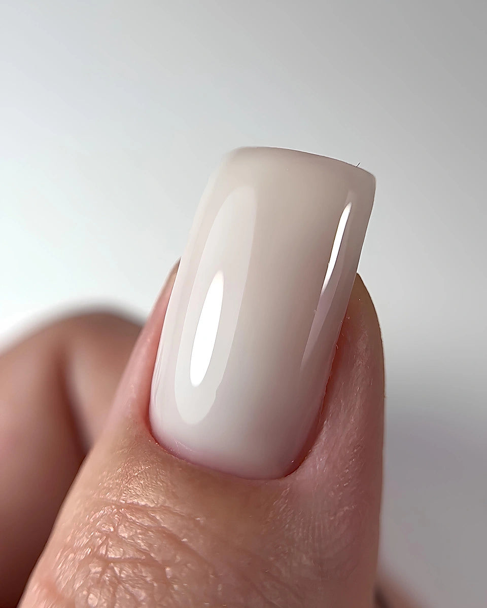 DARK Milky White Top, 10 ml - All Pro Beauty