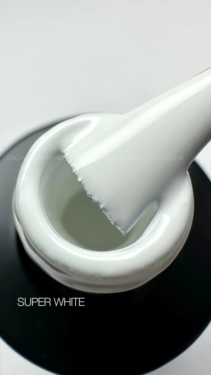 SAGA Gel Polish Super White (9ml) - All Pro Beauty