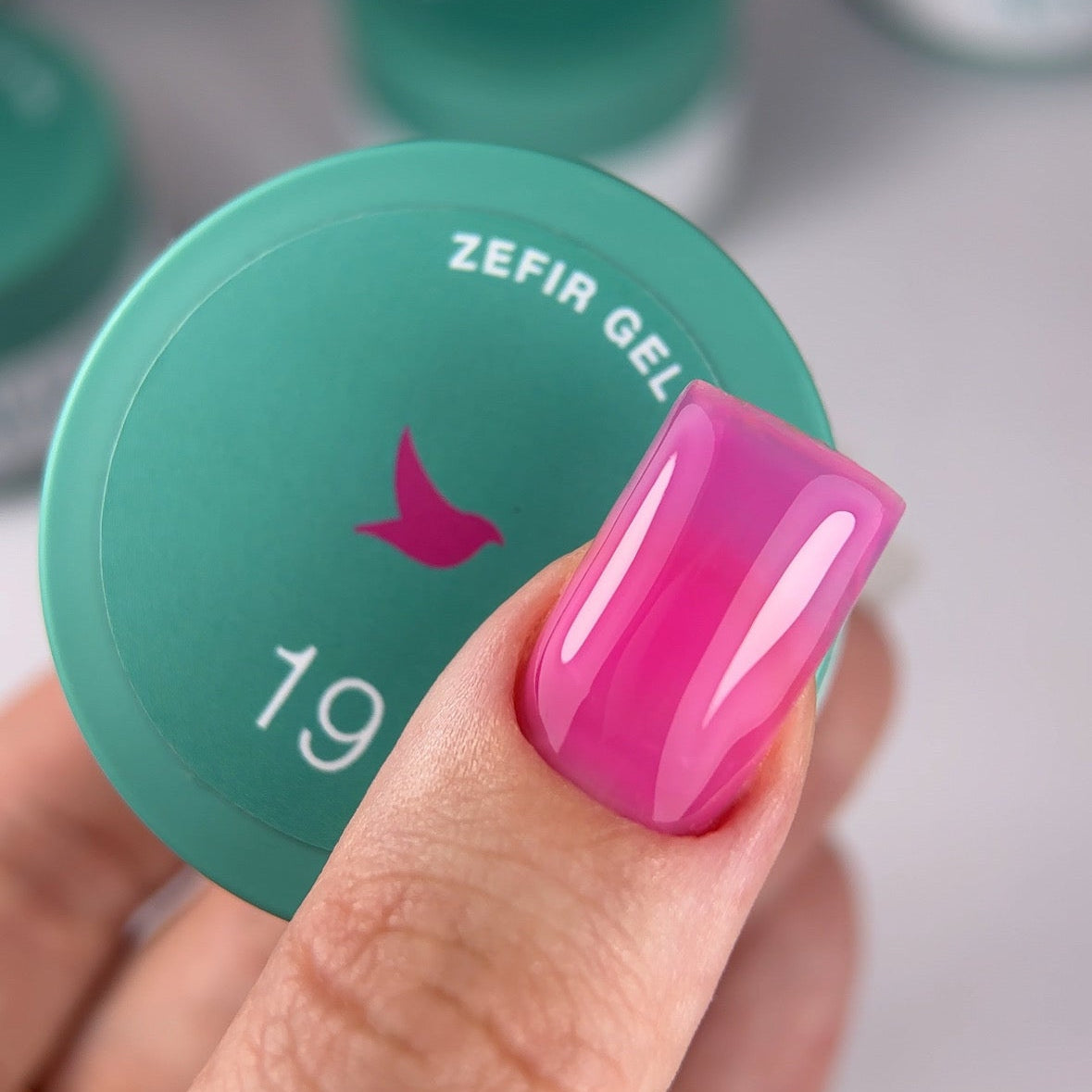 Siller Zefir Gel 19 Nail Gel, 15 ml - All Pro Beauty
