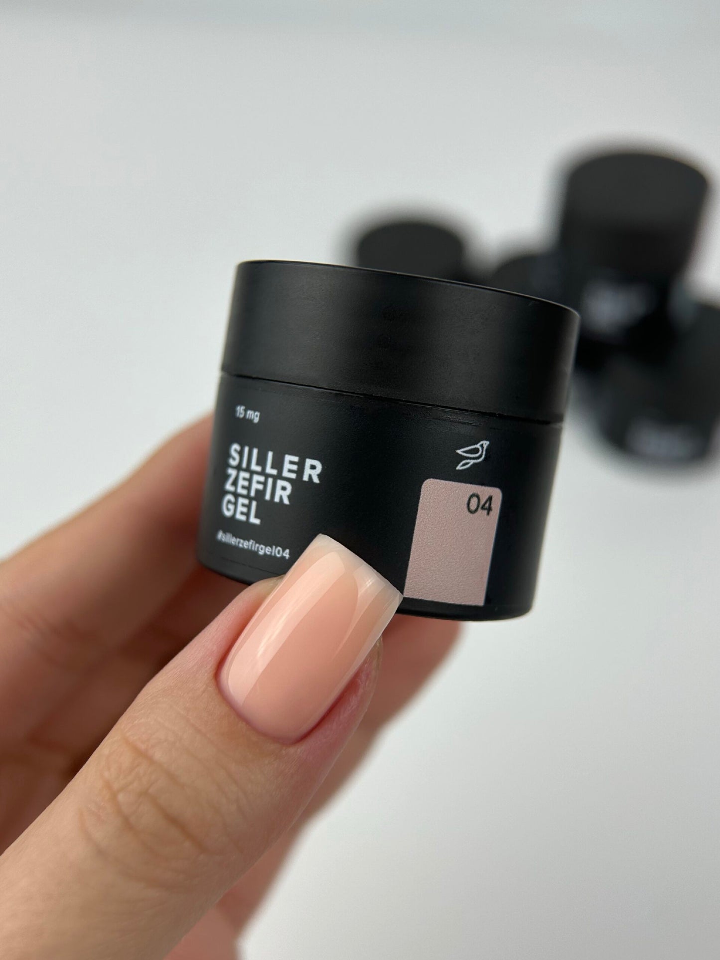 Siller Zefir Gel 04 Nail Gel, 15 ml - All Pro Beauty