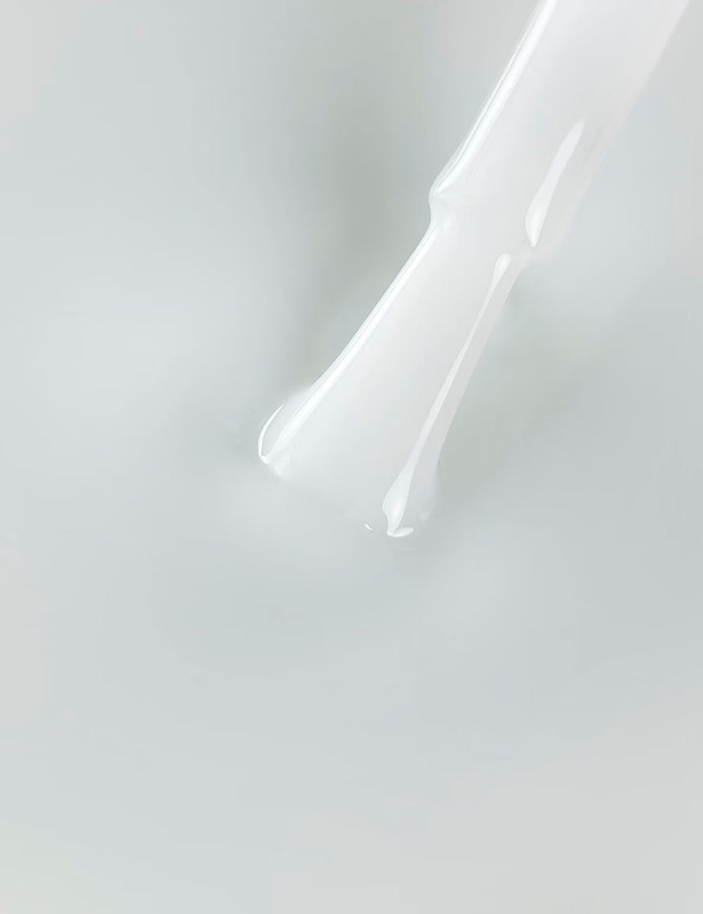 BIBLIOTEKA Cover Base № 01 Veil – Semi-transparent milky, 10 ml