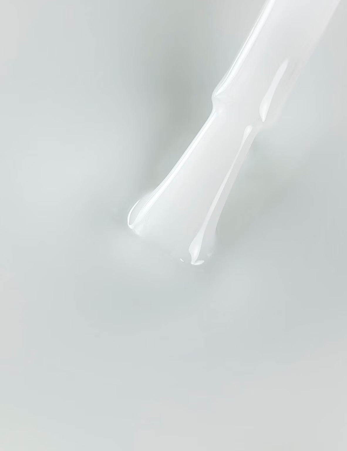 BIBLIOTEKA Cover Base № 01 Veil – Semi-transparent milky, 10 ml